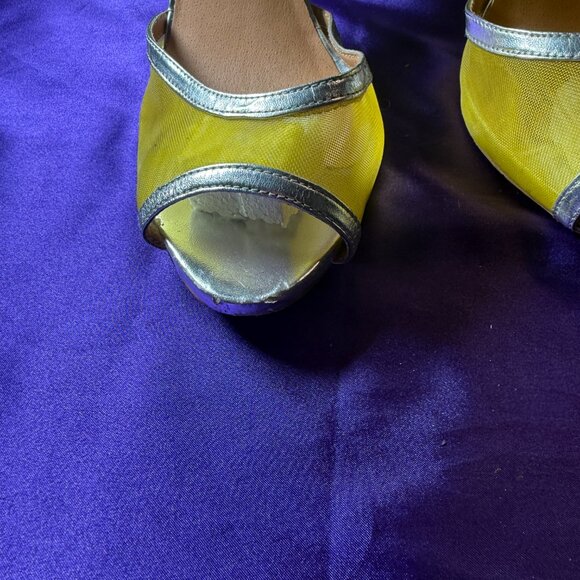 📌Scene Silver Yellow 4.5" High Heel Sandals with Ankle Straps and Zipper - Picture 2 of 15